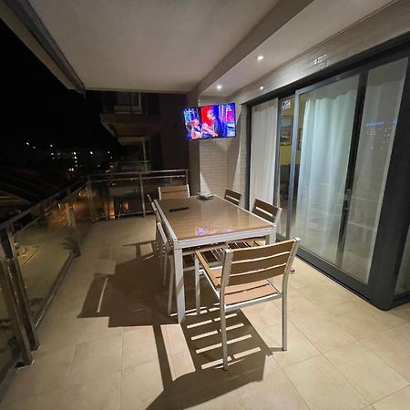 אורופסה דל מר Las Terrazas - Primera Linea De Playa Con Netflix, Disney, Movistar Con Todo El Futbol, Series, Cine Y Prime Video מראה חיצוני תמונה